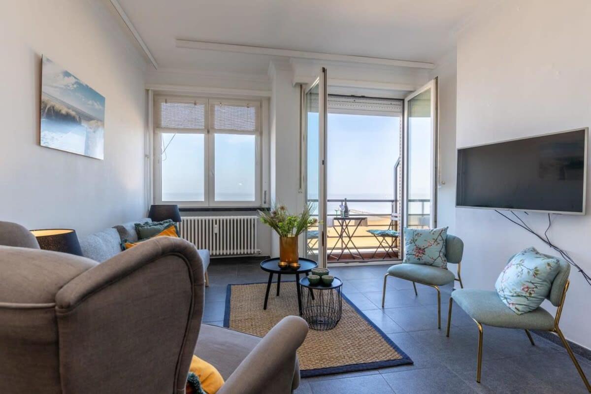 Huswell - Beautiful Spacious Studio With Frontal Sea View Кнокке-Хейст Экстерьер фото