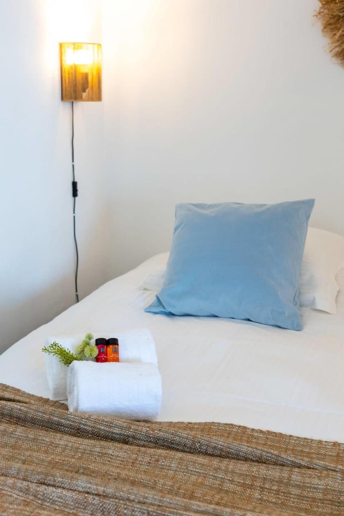 Huswell - Beautiful Spacious Studio With Frontal Sea View Кнокке-Хейст Экстерьер фото