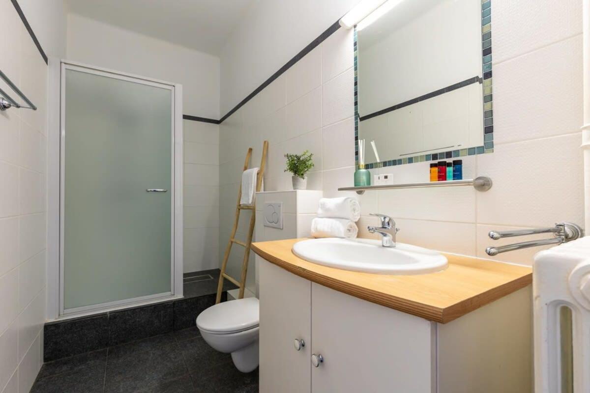 Huswell - Beautiful Spacious Studio With Frontal Sea View Кнокке-Хейст Экстерьер фото